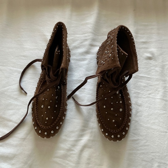 Real suede, studded moccasin - Picture 1 of 6